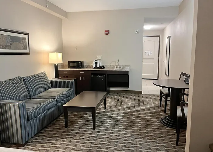 Express & Peoria Area By Ihg Morton