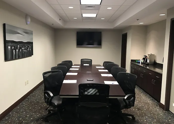 Express & Peoria Area By Ihg 3*