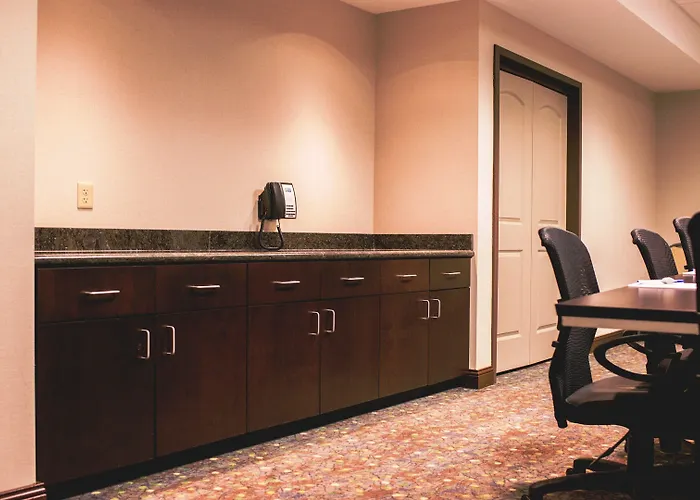 Express & Peoria Area By Ihg 3* Morton