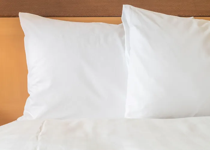 Hotel Express & Peoria Area By Ihg