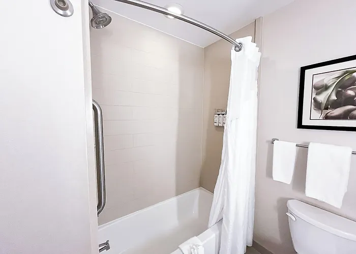 Hotel Express & Peoria Area By Ihg 3*