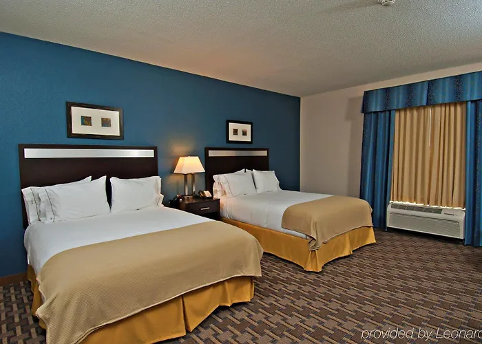 Express & Peoria Area By Ihg Hotel